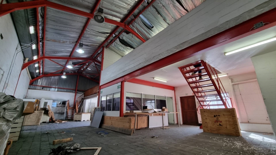 To Let Commercial Property for Rent in Woodstock Western Cape